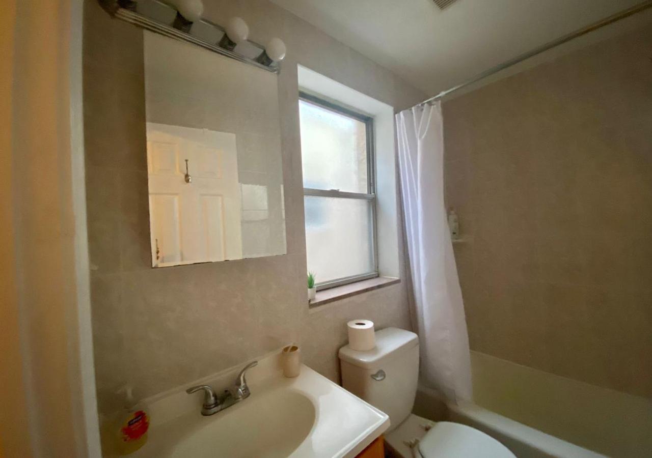 Historic Townhouse Oasis With En-Suite Bathroom Philadelphia Room photo